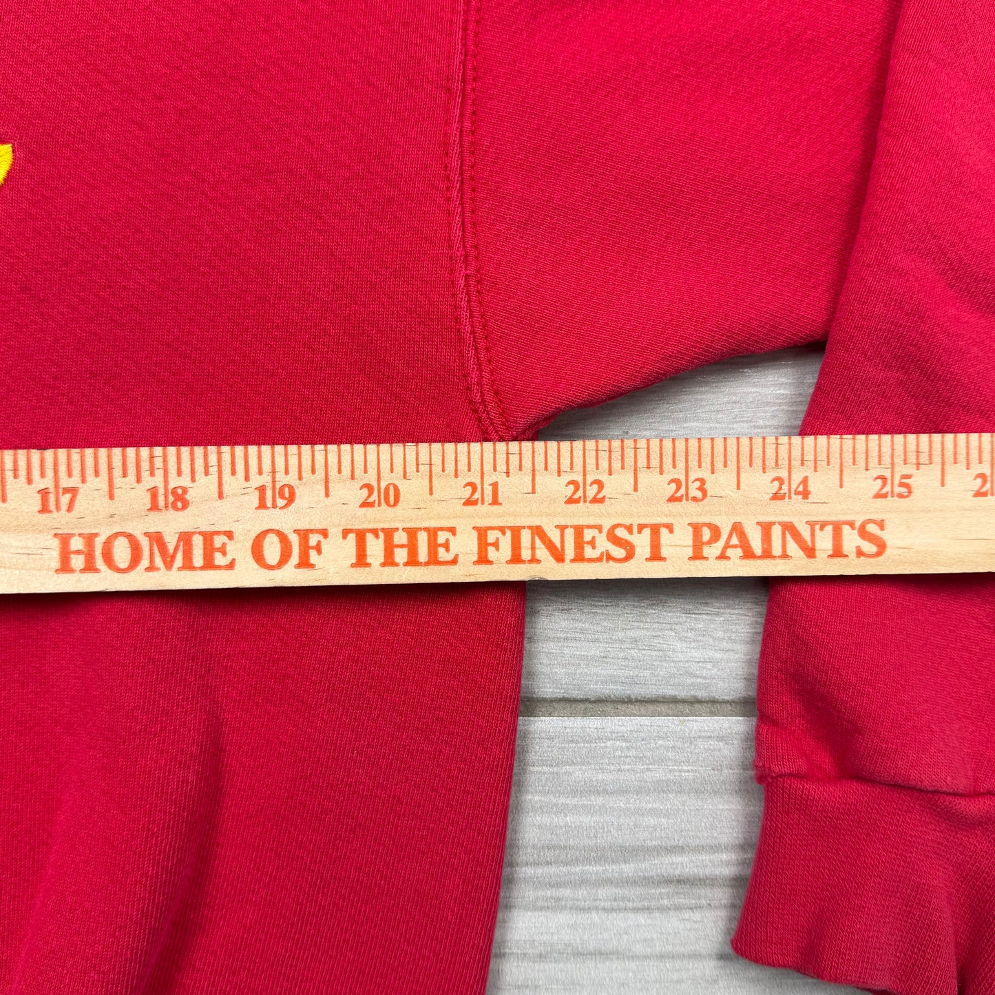 Vintage 90s Kansas City Chiefs Red Embroidered Spellout Crewneck Sweatshirt (M)