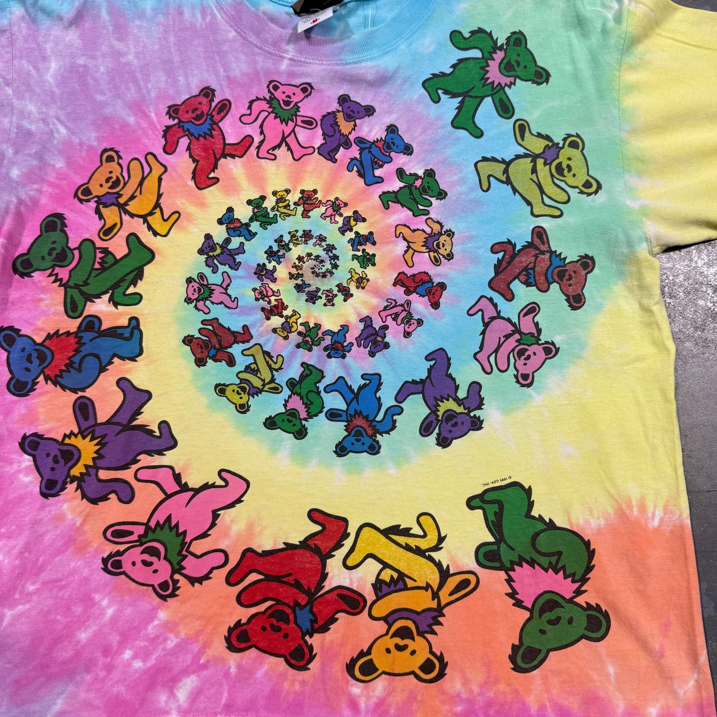 2000s Grateful Dead Bear Spiral Tie Dye T Shirt (M)