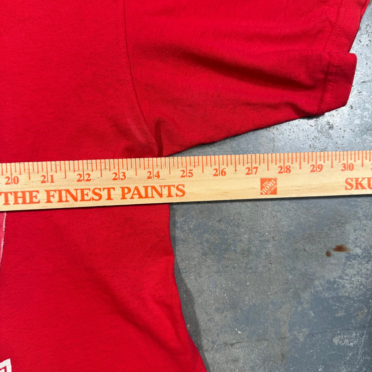 Detroit Red Wings Helmet Tee (XL)